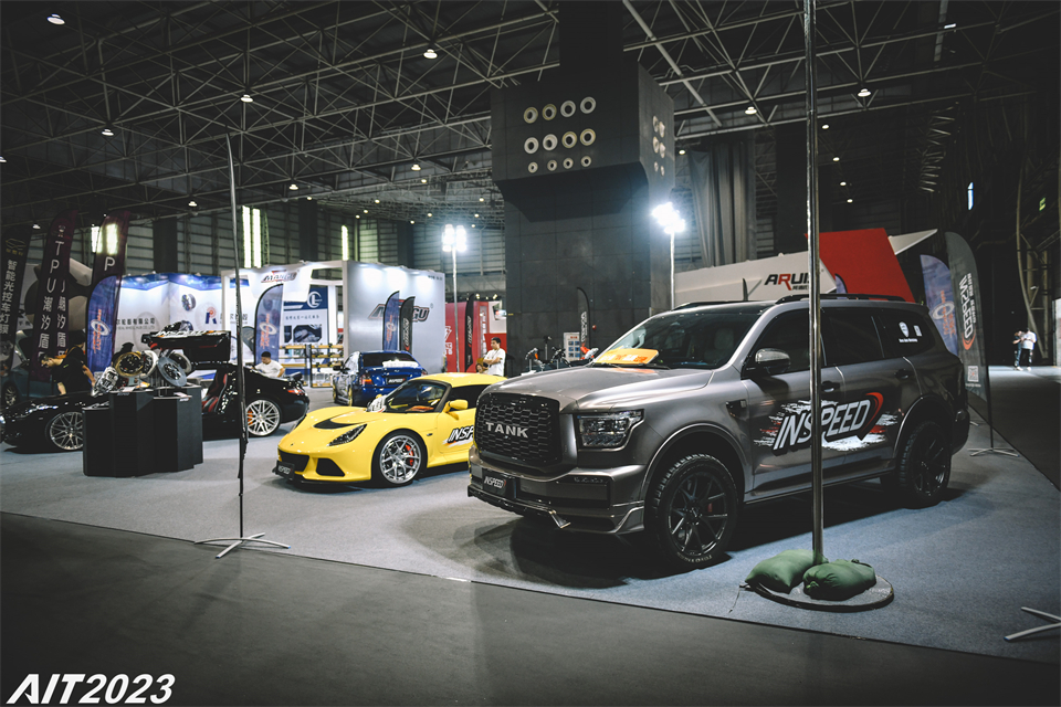 1699262676622232.jpg JKK_2327-13-opq604137143.jpg