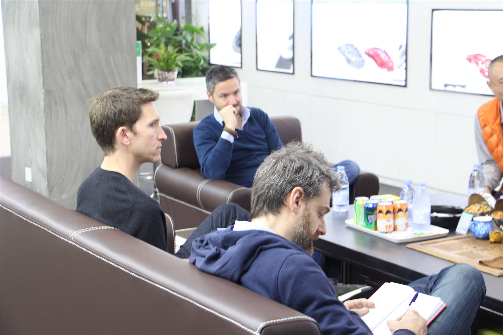 1459476679141541.jpg 3.JPG